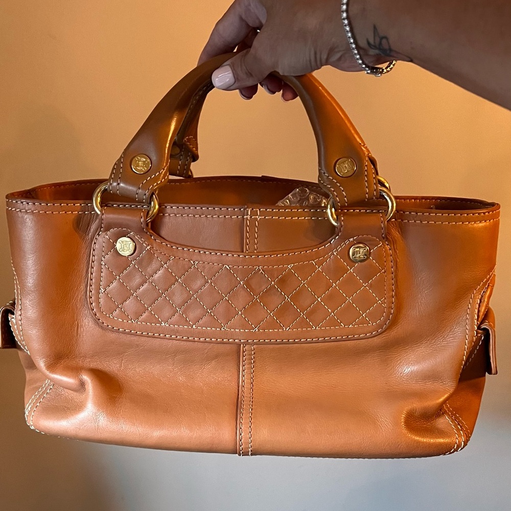 Celine vintage beige/brown Leather Satchel with Gold Details - Picture 3 of 15
